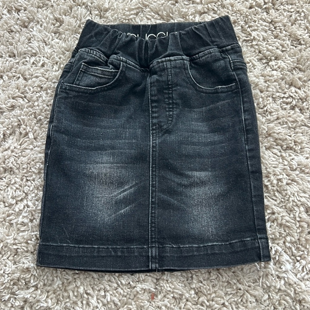 Nuggles skirt